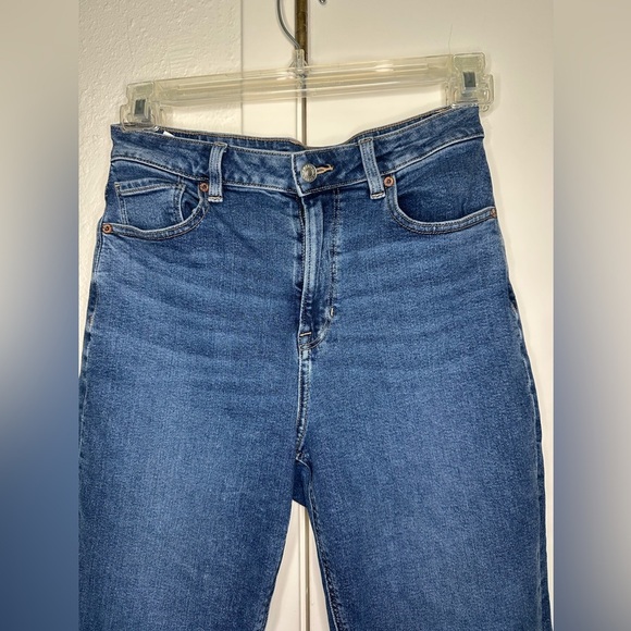 American Eagle Outfitters Mom Jean Blue size 8 Short - Picture 2 of 8